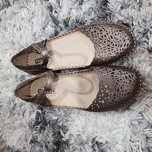 Pikolinos Women's Leather Shoes  Brand New  No Tag  Size 41,Very Comfortable